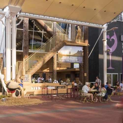 cardo-pavilion-expo-02